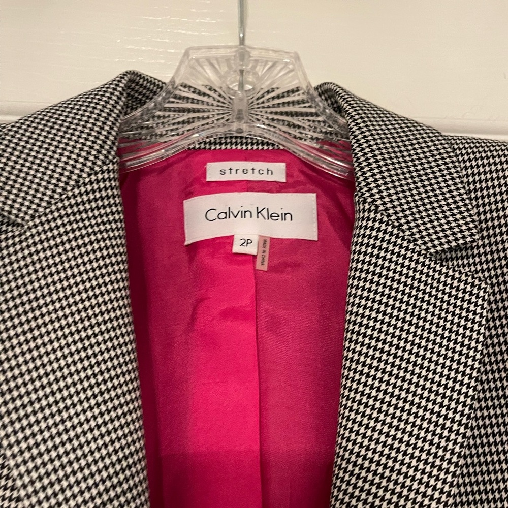 Calvin Klein houndstooth blazer, women’s size 2 petite, stretch, vintage